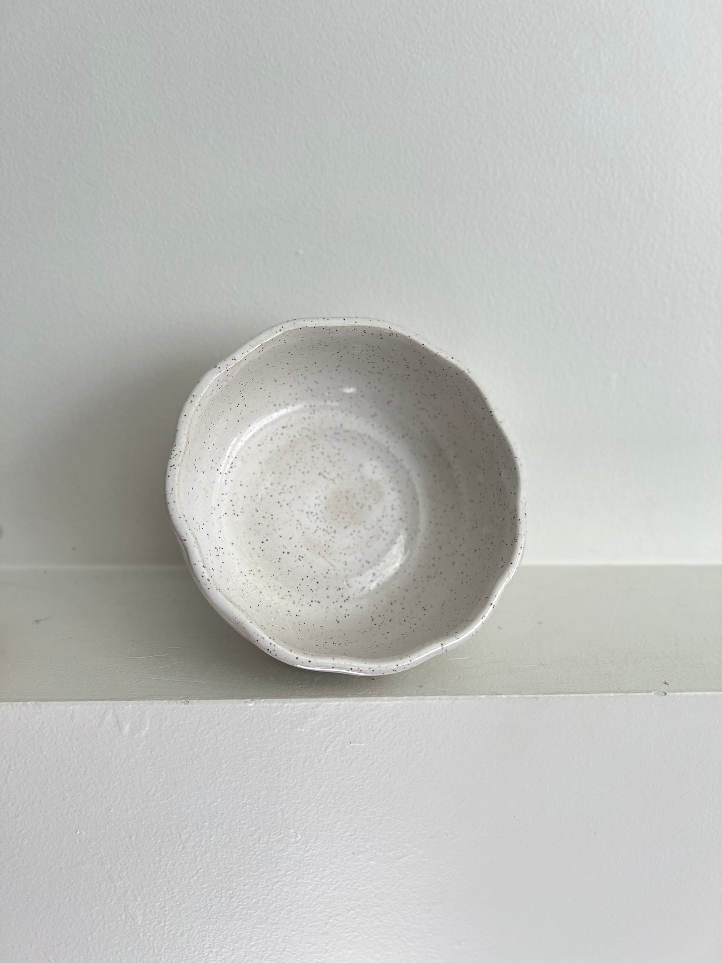 PEDESTAL VASE