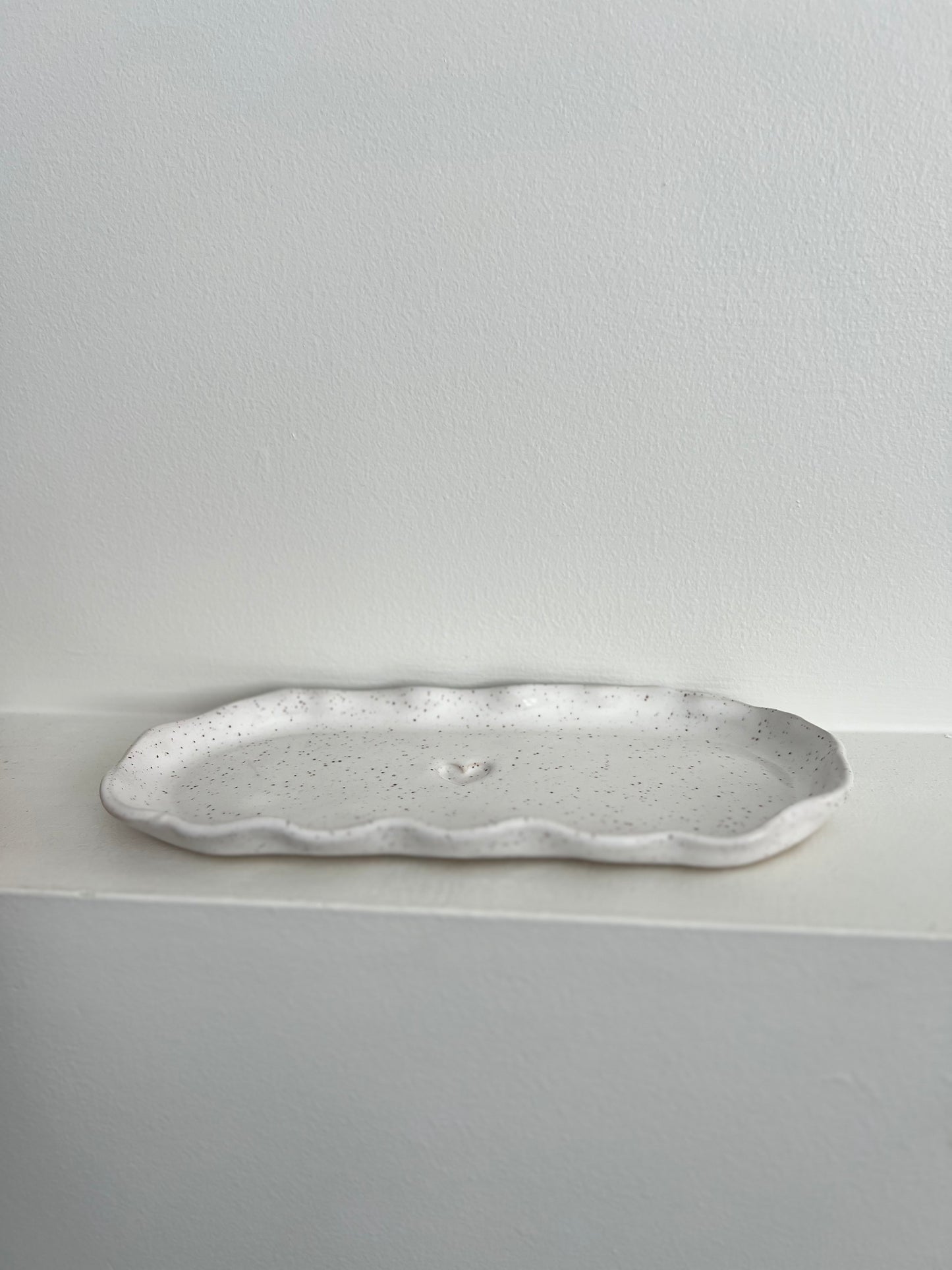 TRINKET PLATE | RUFFLE | RECTANGLE