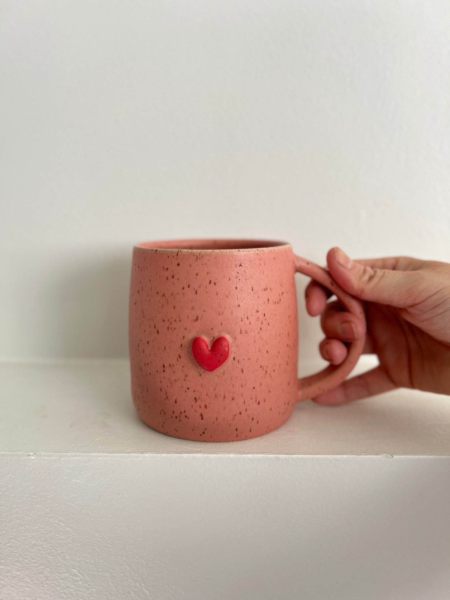 - MUG | TALL 18oz | HEARTS | PINK + RED