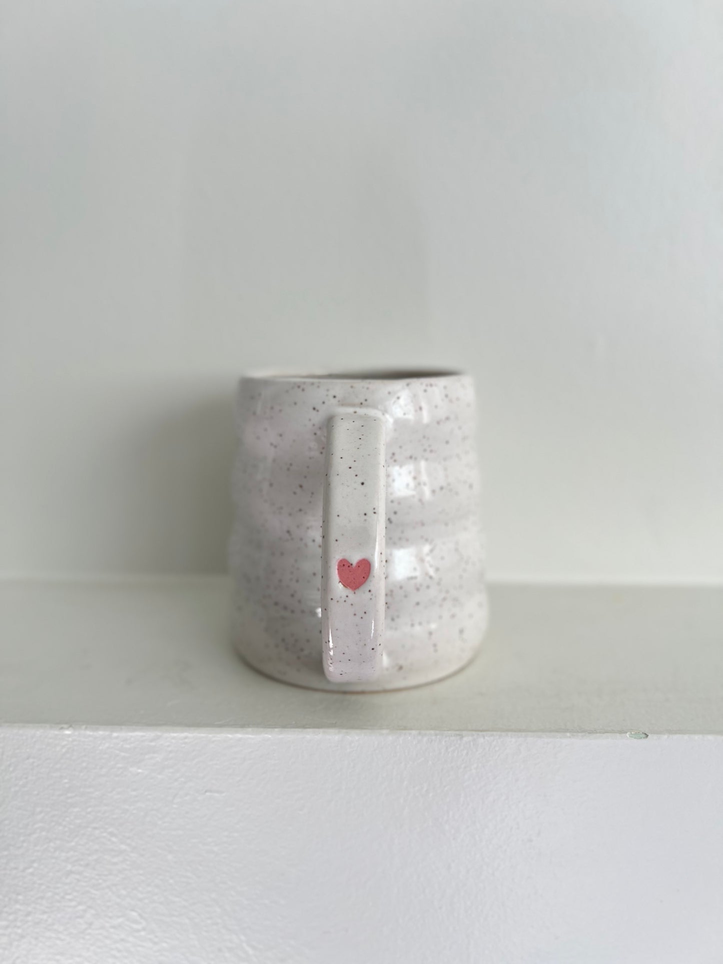 - MUG | TALL 18oz | BUBBLE HEART | MID PINK