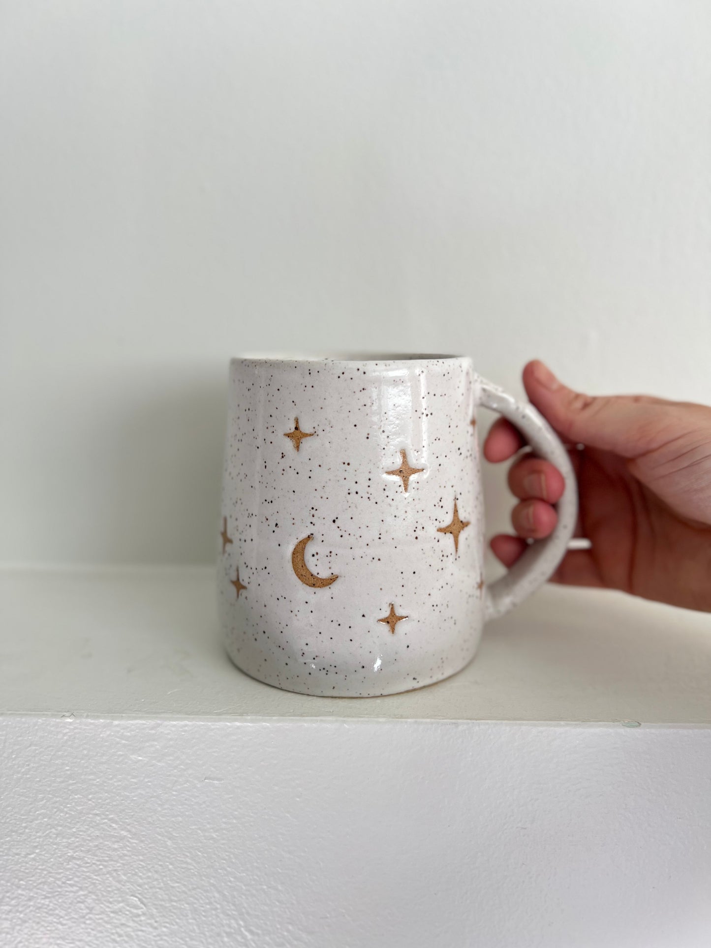 - MUG | TALL 18oz | LATE NIGHT READERS CLUB