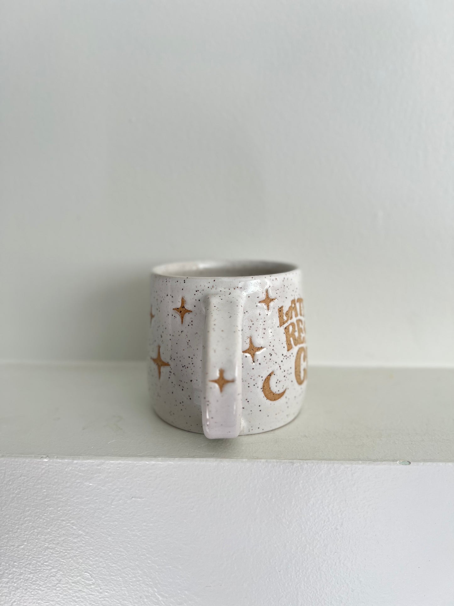- MUG | SHORT 14oz | LATE NIGHT READERS CLUB