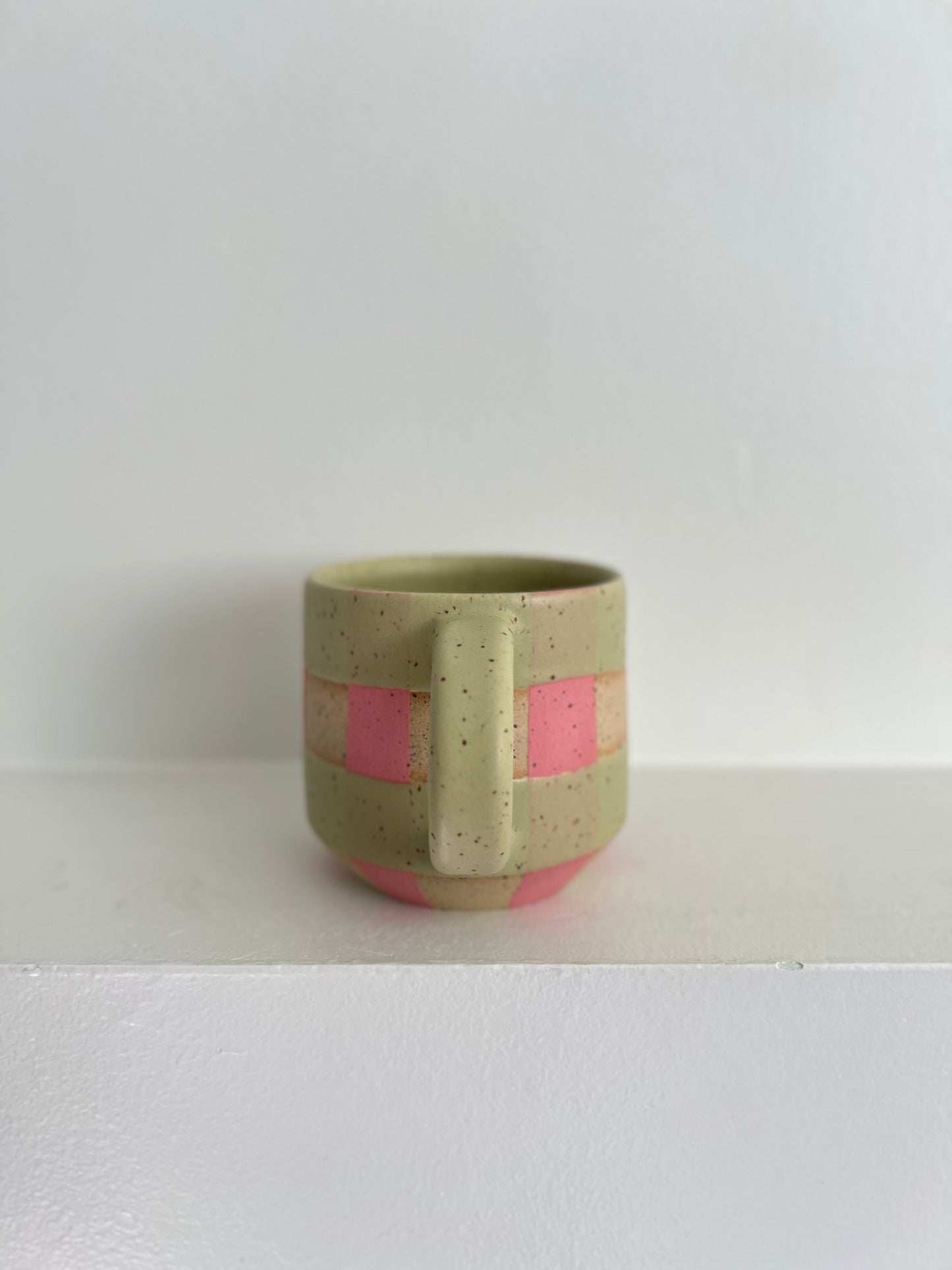 - MUG | SHORTY 11oz | GINGHAM | PINK + GREEN