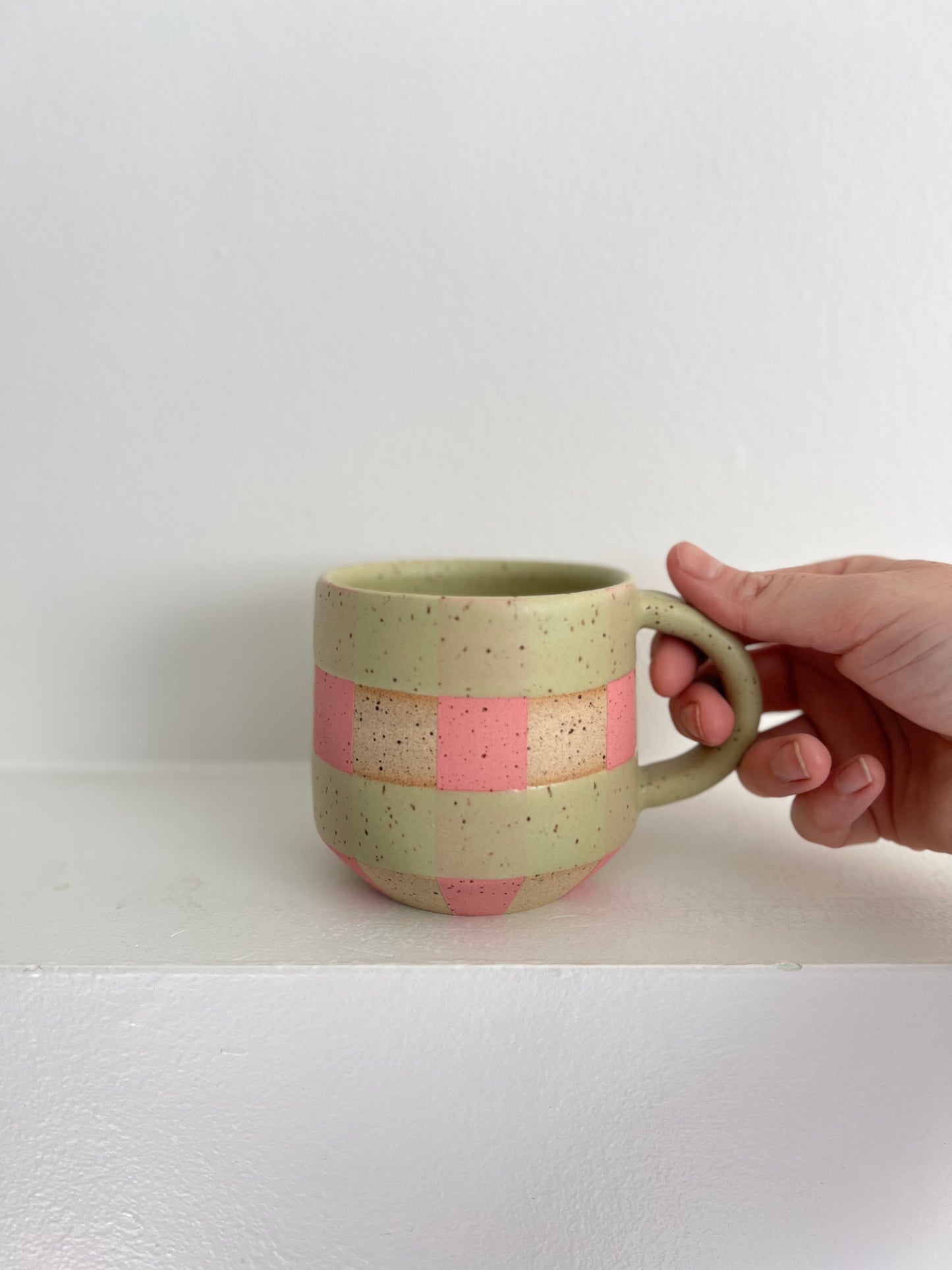 - MUG | SHORTY 11oz | GINGHAM | PINK + GREEN