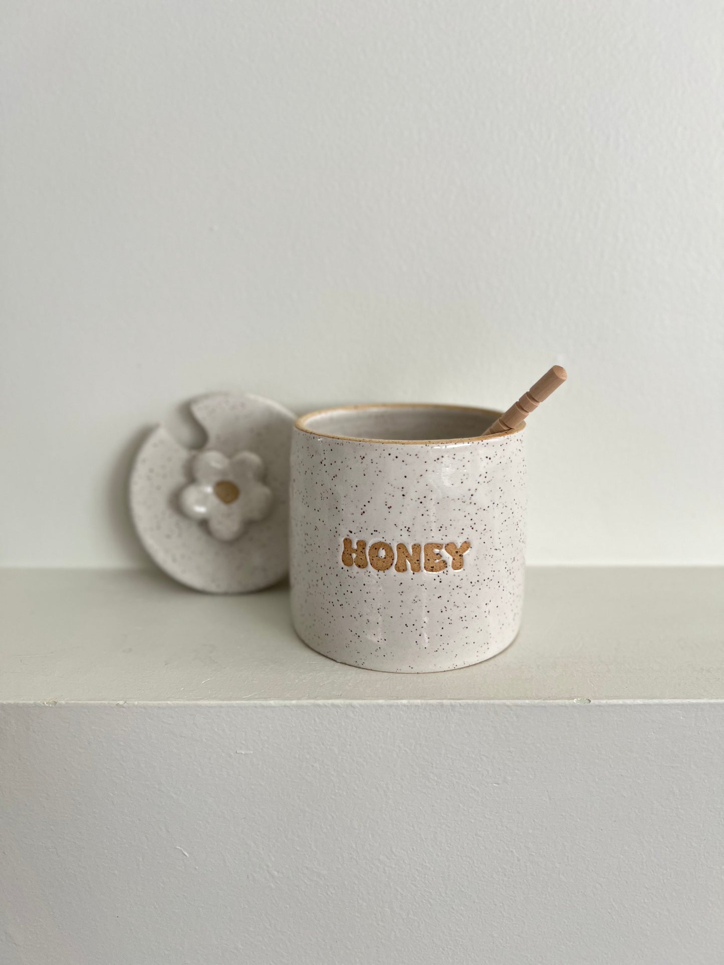 HONEY POT