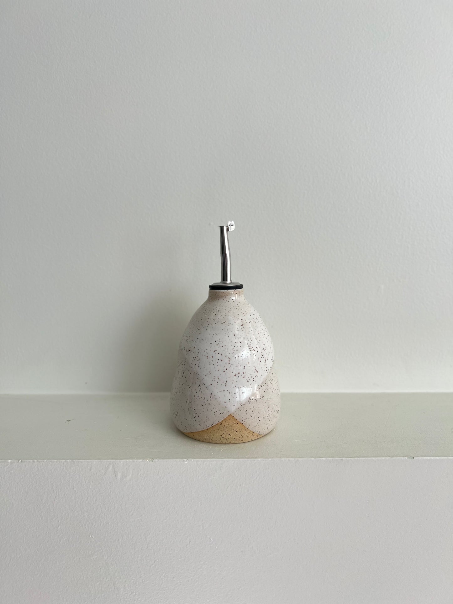 OIL DISPENSER | DIPPED