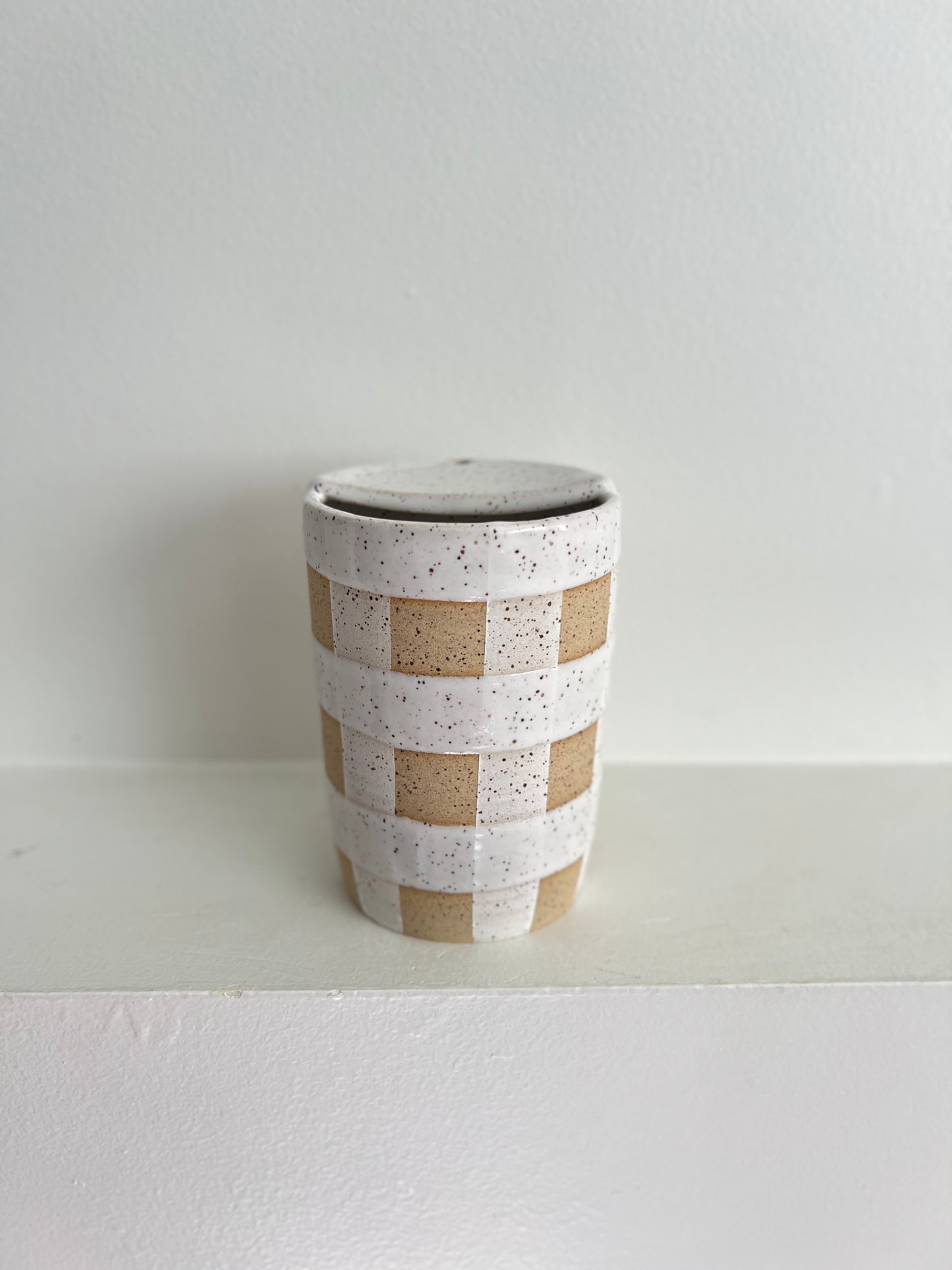 - TO-GO MUG | WHITE GINGHAM