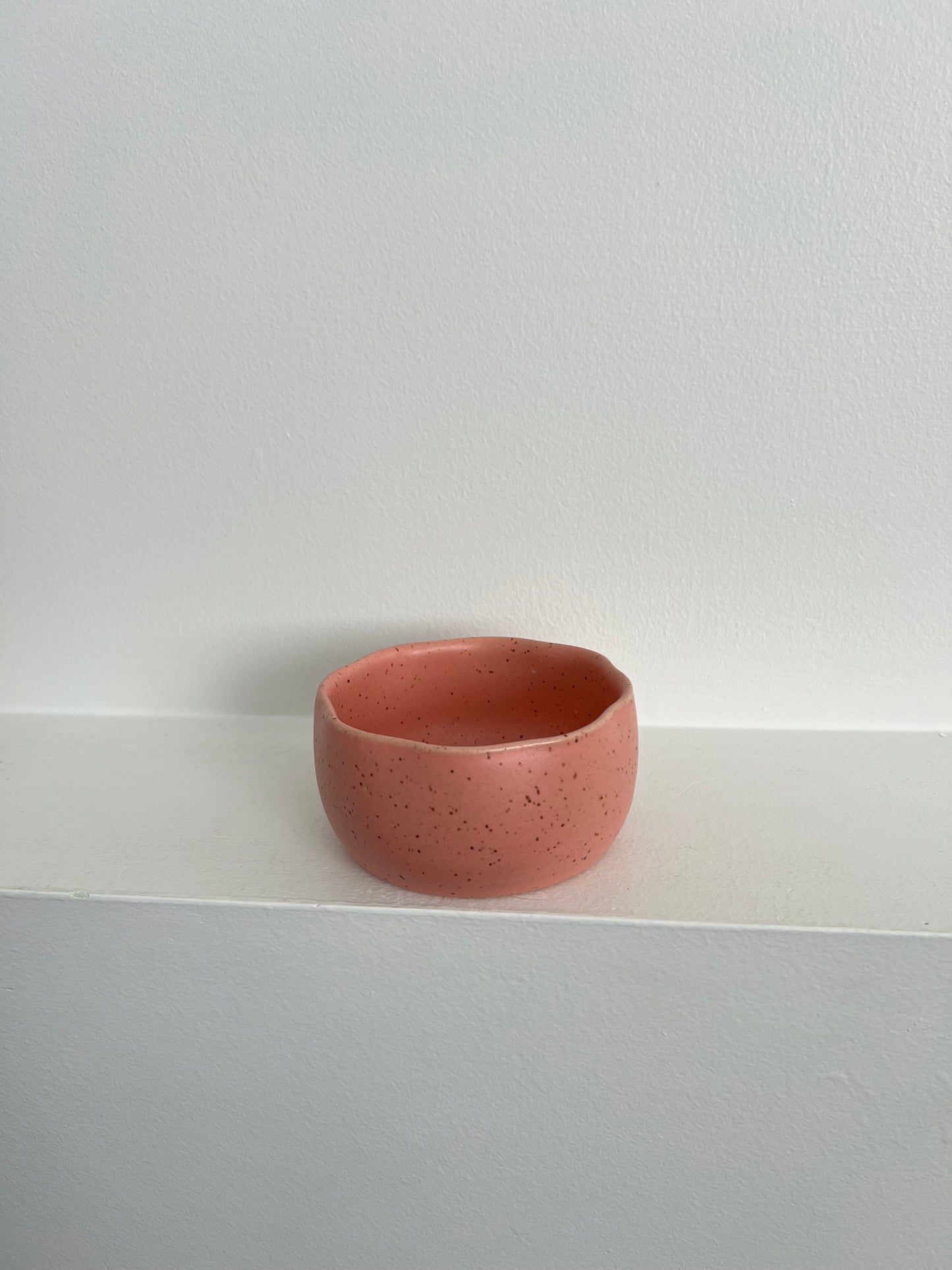 TRINKET DISH | HEART | RUFFLE RIM | PINK