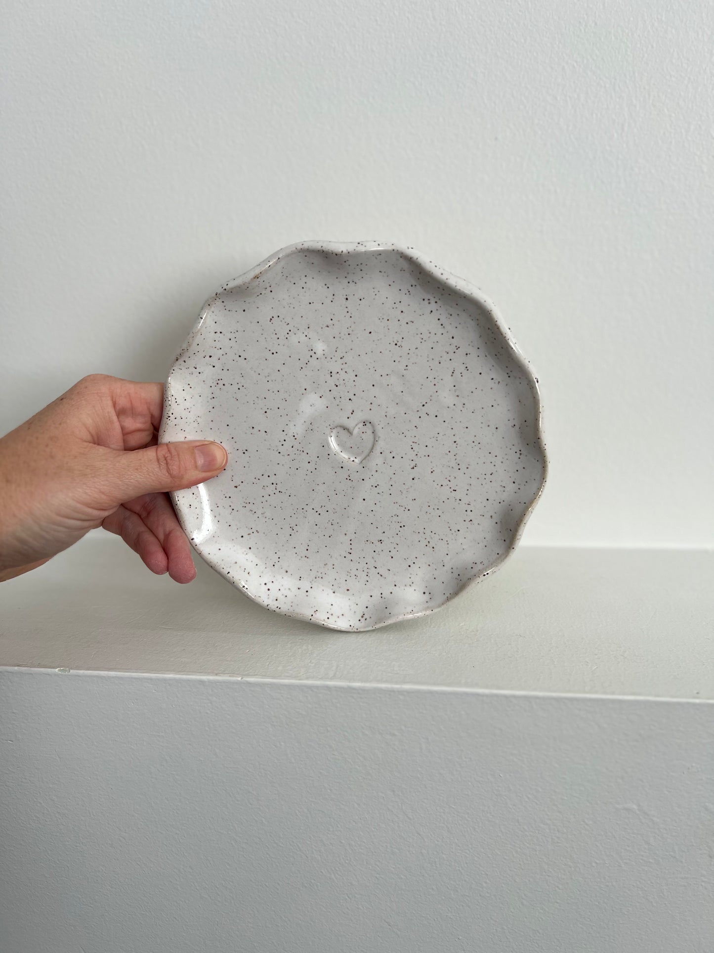 PLATE | DESSERT | RUFFLE | MEDIUM 16cm