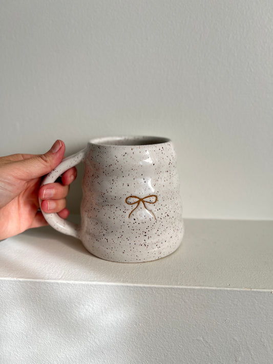 - MUG | TALL 17oz | BUBBLE | BOW