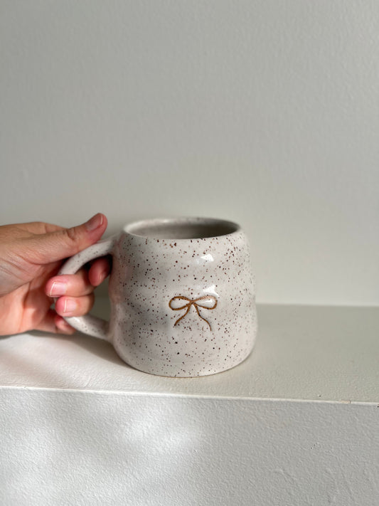- MUG | SHORT 14oz | BUBBLE HEART | BOW