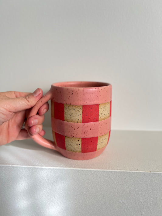 - MUG | SHORTEA 14oz | GINGHAM | PINK + RED