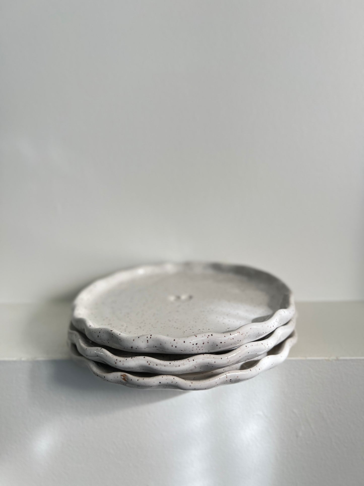 PLATE | SIDE | RUFFLE |  20cm