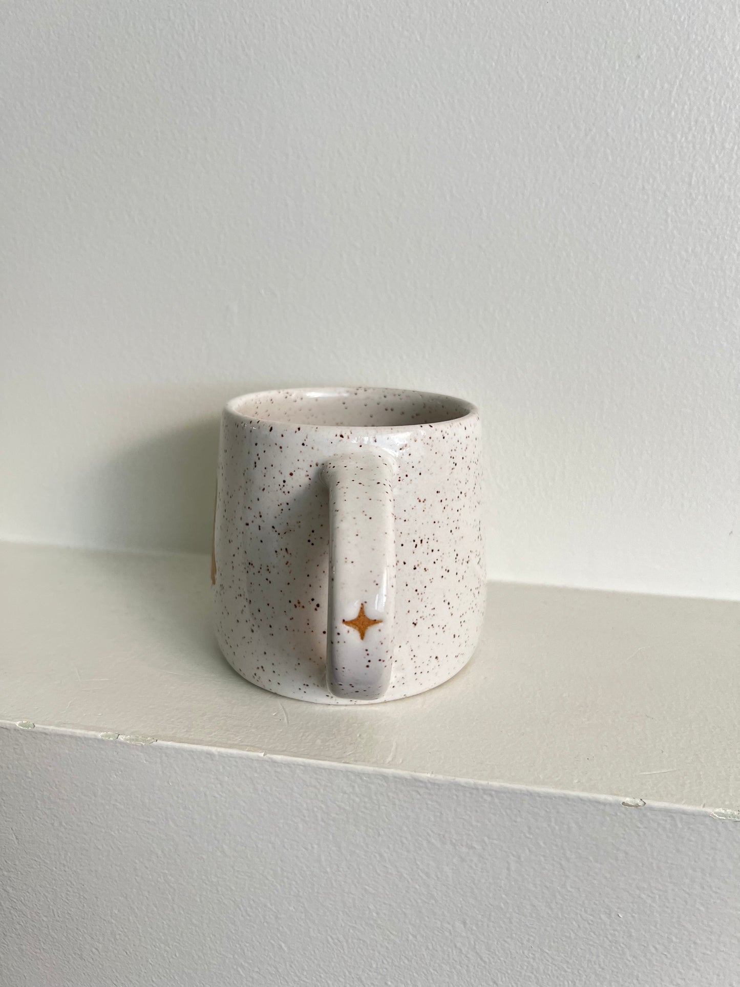 - MUG | SHORT 14oz | GHOST | READING