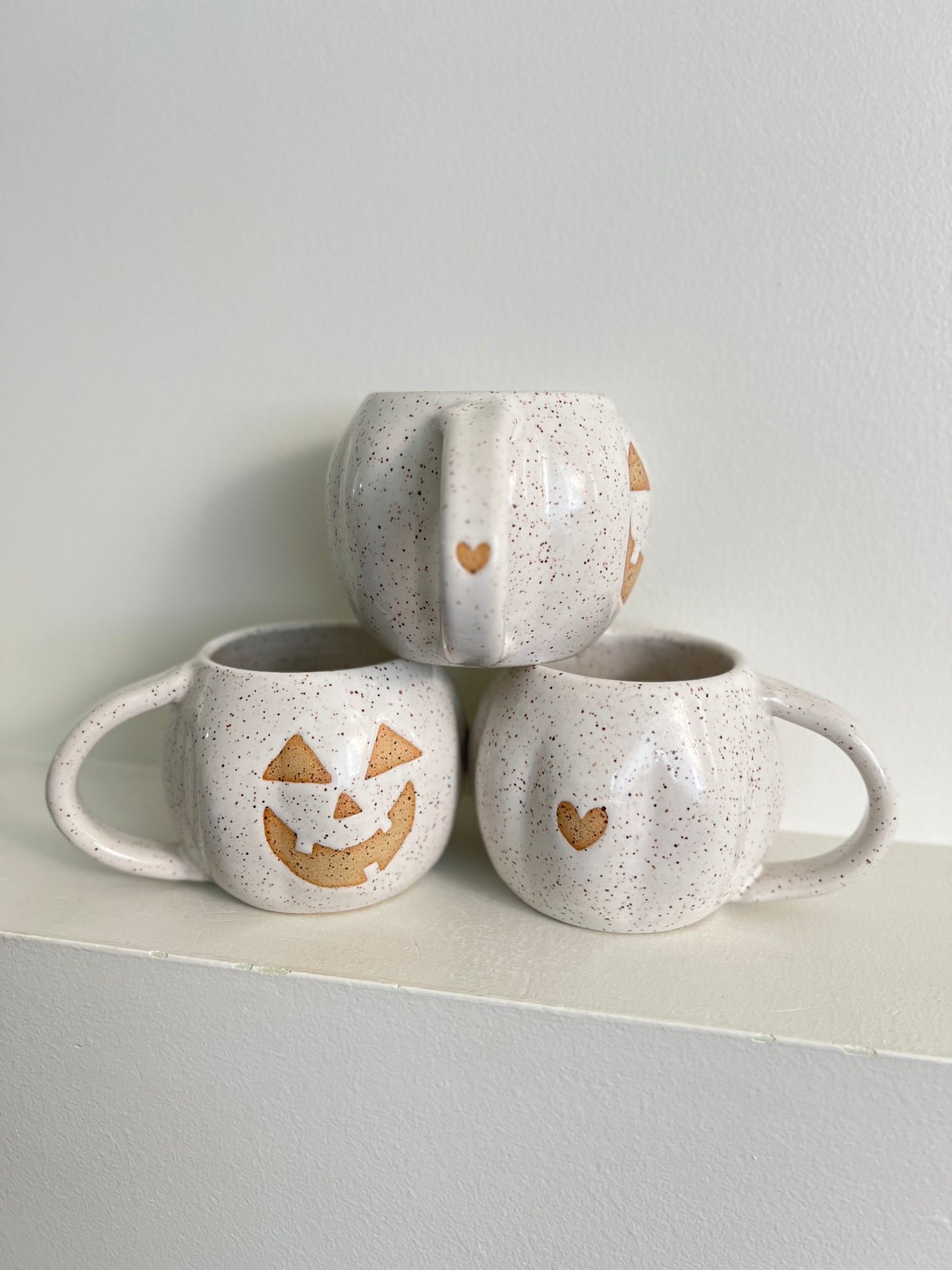 - MUG | PUMPKIN 14oz | BROWN | JACK 2 + HEART