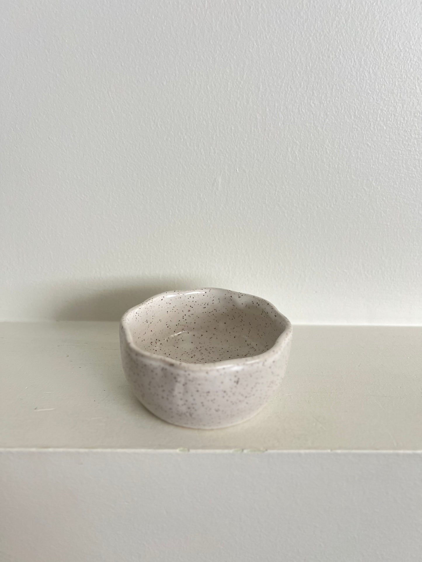TRINKET DISH | HEART | RUFFLE RIM