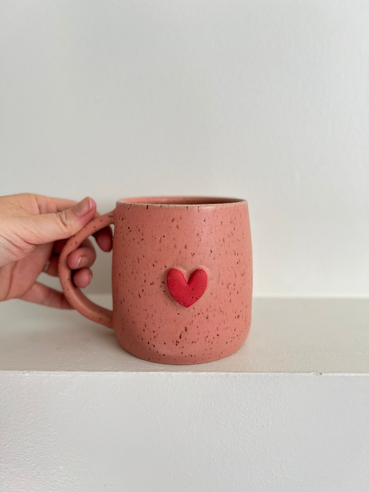 - MUG | TALL 18oz | HEARTS | PINK + RED