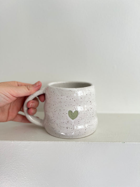 - MUG | SHORT 14oz | BUBBLE HEART | SAGE